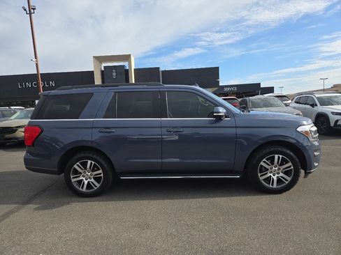 Used 2023 Ford Expedition XLT AWD/4WD image 8