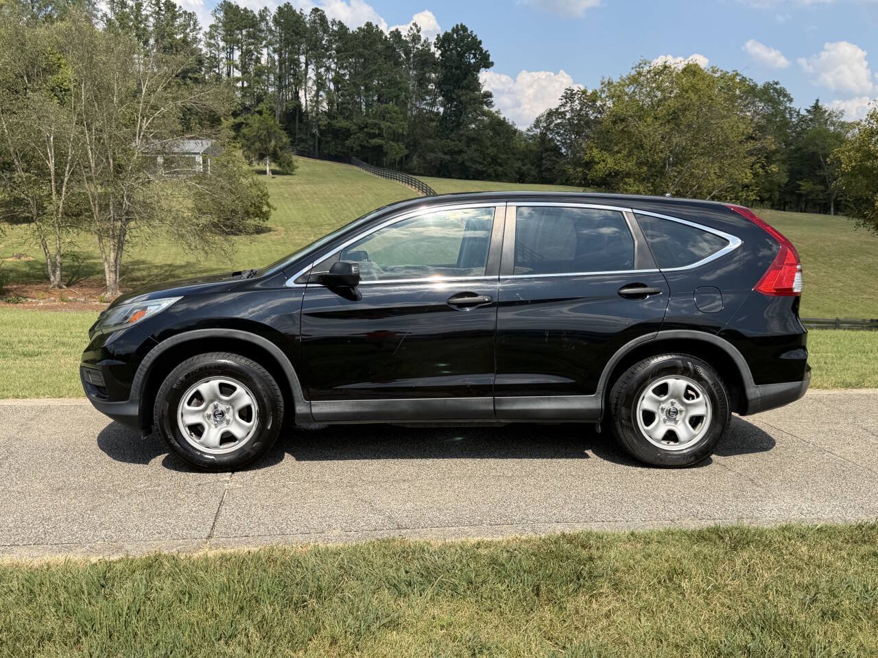 Used 2016 Honda CR-V LX image 12
