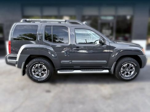 Used 2014 Nissan Xterra PRO-4X AWD/4WD image 6