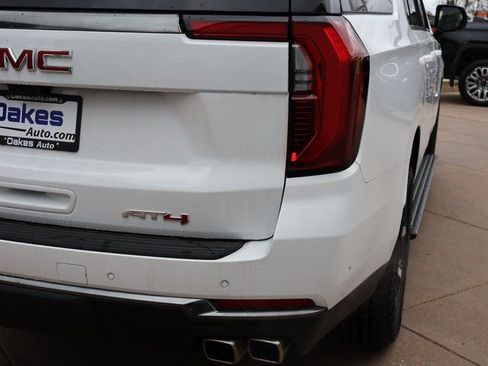 New 2026 GMC Yukon XL AT4 w/ AT4 Premium Plus Package image 16