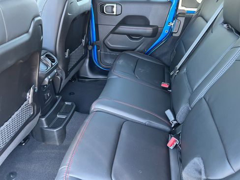 New 2025 Jeep Wrangler Rubicon w/ Steel Bumper Group image 17