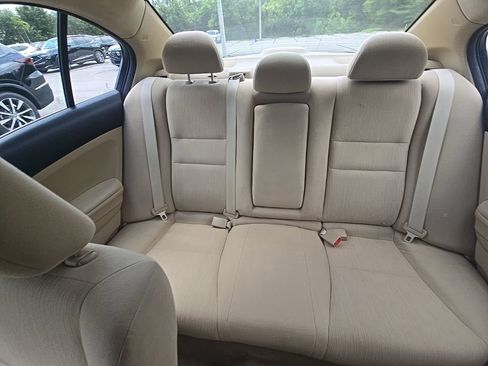 Used 2012 Honda Accord LX image 27