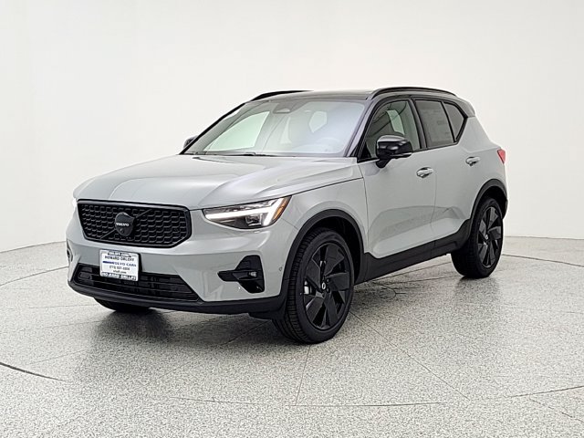 New 2026 Volvo XC40 B5 Ultra w/ Protection Package Premier AWD/4WD image 1