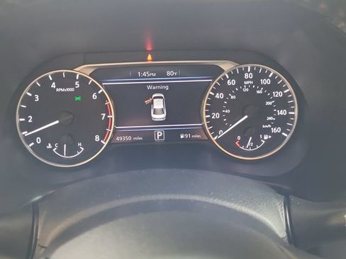 Used 2022 Nissan Sentra SR w/ SR Premium Package FWD image 6
