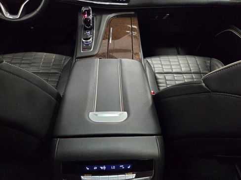 Used 2023 Cadillac Escalade ESV Sport Platinum w/ LPO, ONYX Package image 85