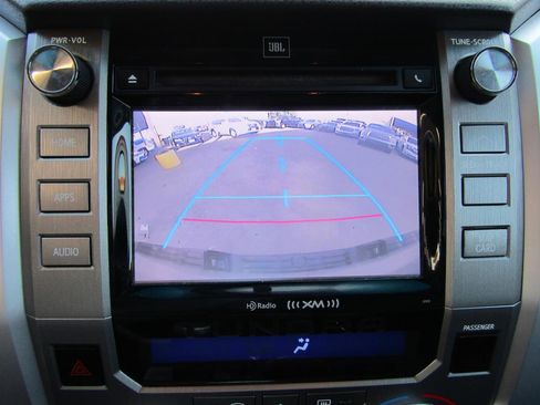 Used 2014 Toyota Tundra Platinum image 18