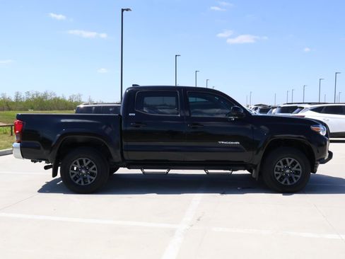 Used 2023 Toyota Tacoma SR5 image 5