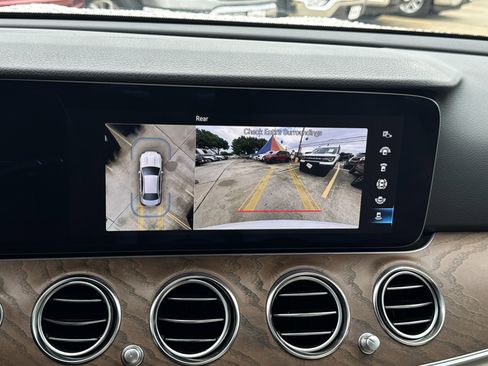 Used 2023 Mercedes-Benz E 450 4MATIC Sedan image 26