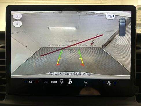 New 2026 Ford Transit 250 148 Medium Roof w/ Load Area Protection Package image 26