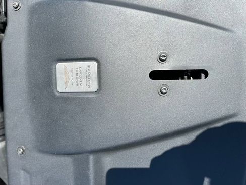 Used 2015 Aston Martin DB9 Coupe image 17