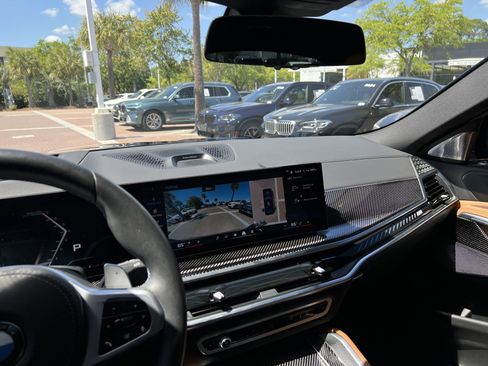 Used 2026 BMW X6 M60i image 30