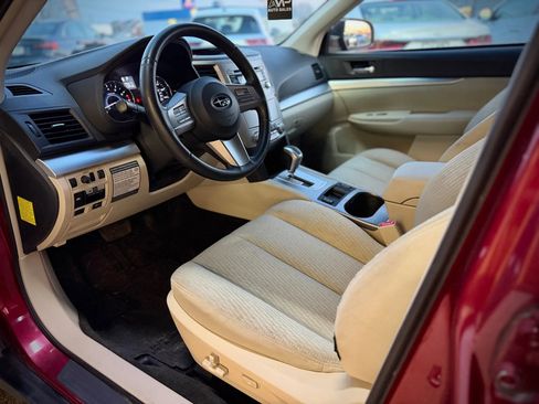 Used 2011 Subaru Outback 2.5i Premium w/ All-Weather Pkg image 8