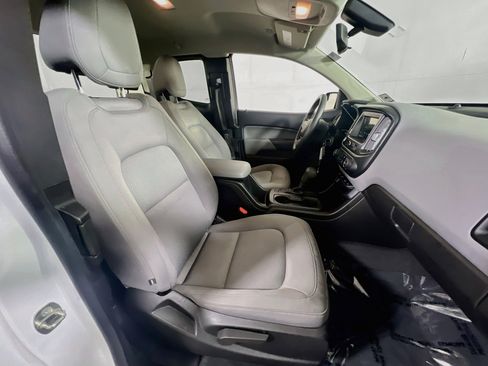 Used 2019 Chevrolet Colorado W/T w/ Custom Special Edition AWD/4WD image 24