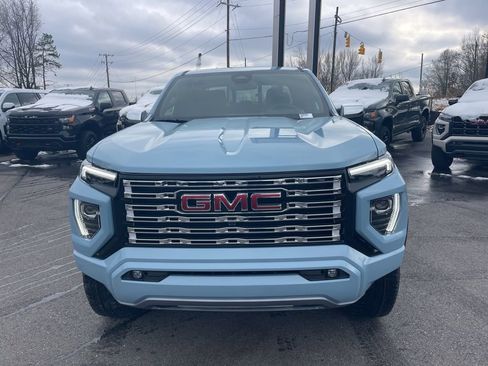 New 2026 GMC Canyon Denali image 8