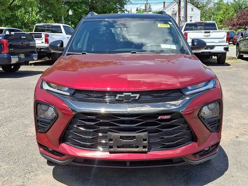 Used 2023 Chevrolet TrailBlazer RS AWD/4WD image 2