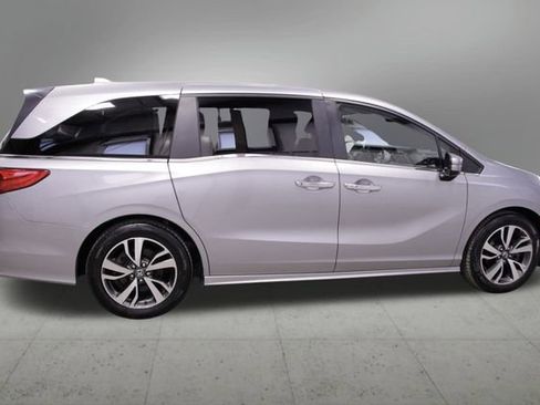 Used 2023 Honda Odyssey Touring image 7