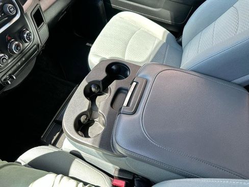 Used 2016 RAM 1500 ST w/ SXT Appearance Group image 20