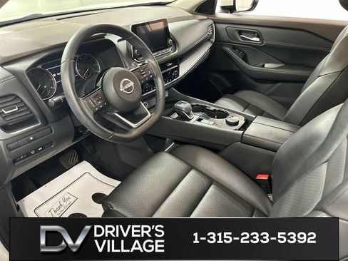 Used 2023 Nissan Rogue SV w/ SV Premium B Package AWD/4WD image 4