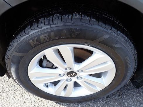 Used 2019 Kia Sportage LX image 12