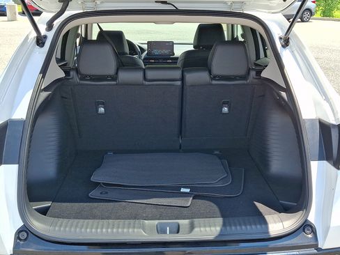 Used 2025 Honda HR-V EX-L image 28