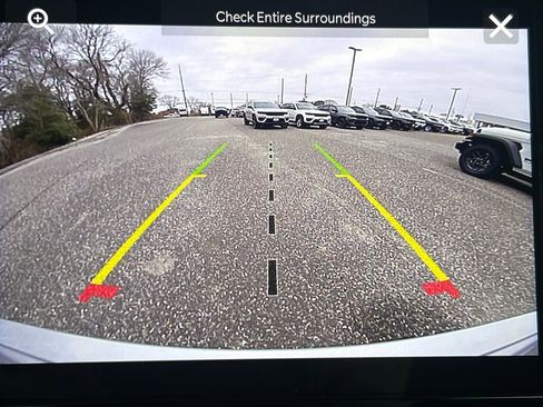 New 2025 Jeep Grand Cherokee Altitude image 7