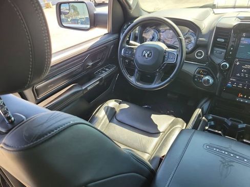 Used 2022 RAM 1500 Limited AWD/4WD image 16