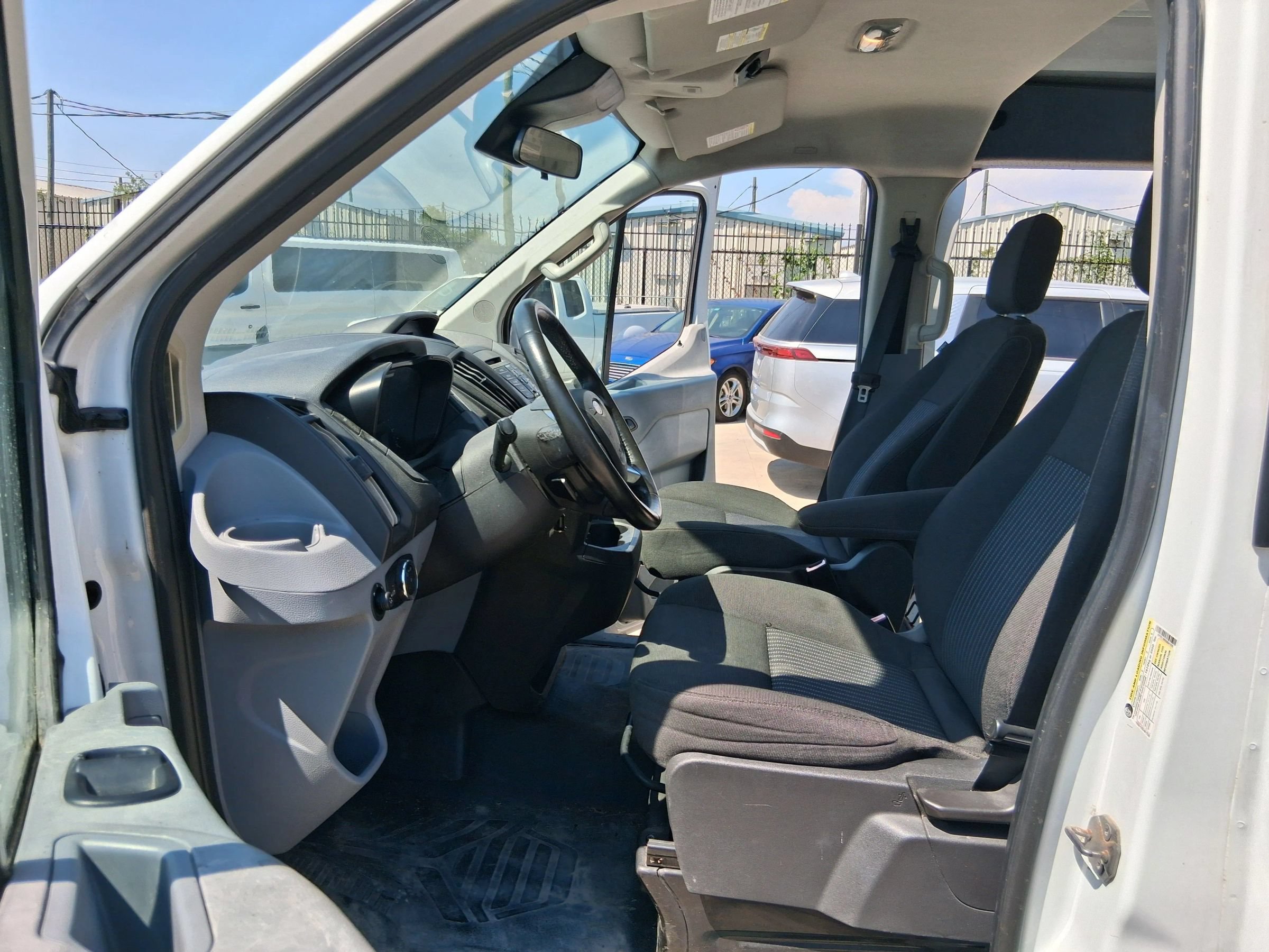 Used 2016 Ford Transit 150 130 Low Roof RWD image 20