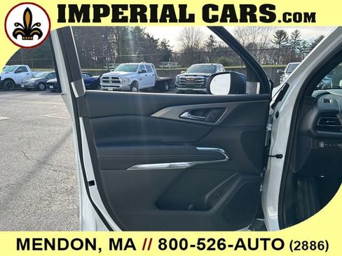 New 2026 Chevrolet Traverse LT w/ Driver Confidence Package image 23