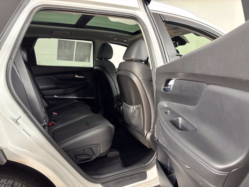 Used 2023 Hyundai Santa Fe SEL w/ Premium Package FWD image 15