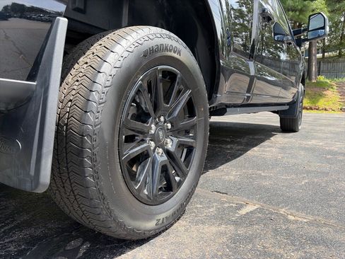 Used 2025 Ford F150 Platinum w/ FX4 Off-Road Package AWD/4WD image 7
