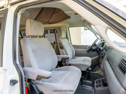 Used 2003 Volkswagen Eurovan MV image 39