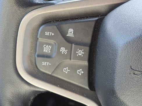 Used 2024 Ford Bronco Badlands image 27