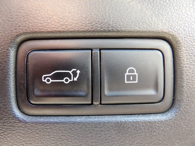 Certified 2024 Hyundai Santa Fe XRT AWD/4WD image 31