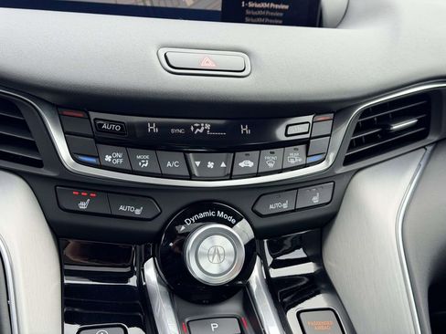 Used 2025 Acura TLX w/ Technology Package image 5