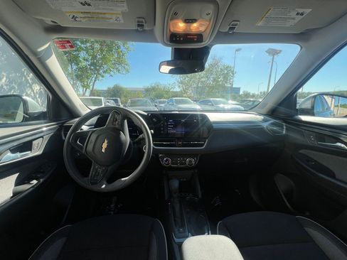 Used 2025 Chevrolet TrailBlazer LT image 33