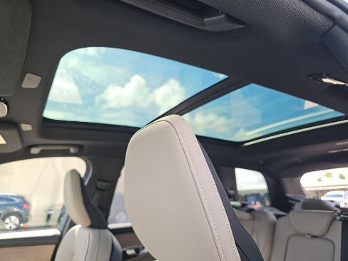 Used 2026 Volvo XC90 B6 Plus AWD/4WD image 9
