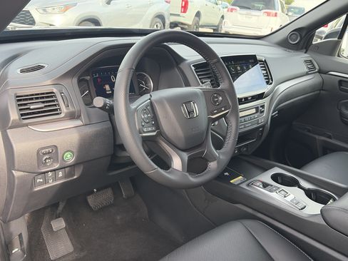 Certified 2024 Honda Passport EX-L image 19
