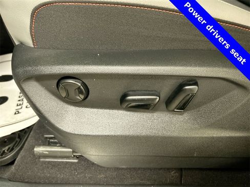 Certified 2024 Volkswagen Atlas Peak Edition SE image 14