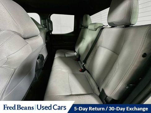 Used 2025 Toyota Tacoma SR5 AWD/4WD image 31