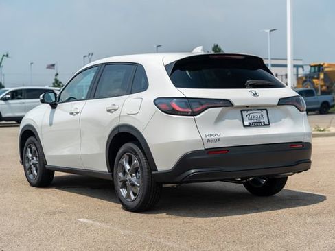 New 2026 Honda HR-V LX image 5