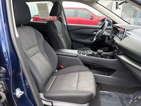 Used 2024 Nissan Rogue SV AWD/4WD image 25