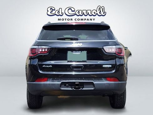 Used 2018 Jeep Compass Latitude w/ Popular Equipment Group AWD/4WD image 6