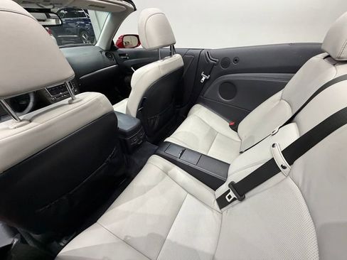 Used 2011 Lexus IS 250C w/ Luxury Pkg image 27