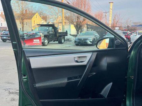 Used 2016 Toyota Corolla L image 7