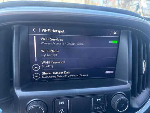 Used 2019 Chevrolet Colorado LT w/ LT Convenience Package AWD/4WD image 41