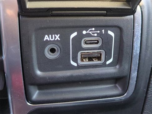 Certified 2021 Jeep Wrangler Unlimited Rubicon image 25