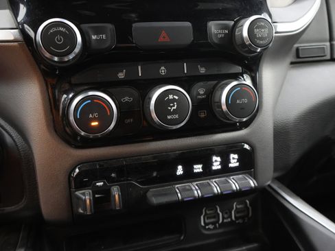 Used 2020 RAM 1500 Big Horn AWD/4WD image 44