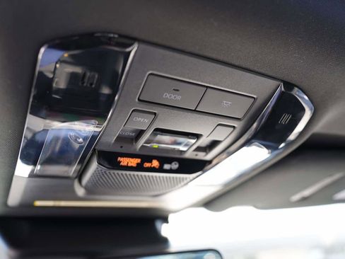 Used 2023 Lexus GX 460 Premium image 38