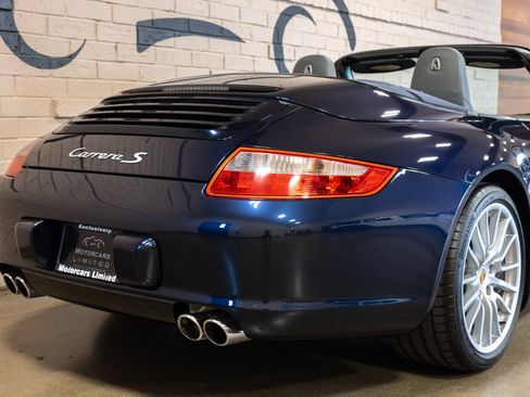 Used 2006 Porsche 911 Carrera S RWD image 21