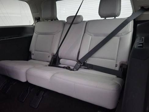 Certified 2025 Ford Expedition Platinum w/ Driver's Package AWD/4WD image 22